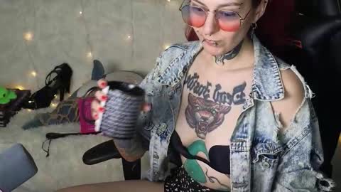 Ginger online show from 14, 10, 2025