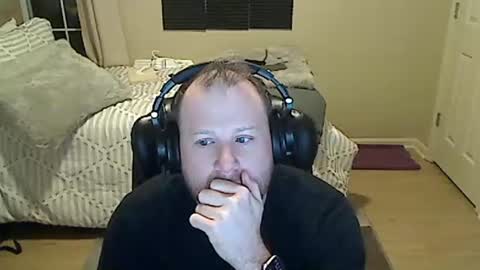 gingerbearded_man online show from 15, 1, 2026