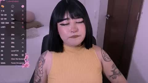 Snapshot of ginmeowuwu chatting on 12, 11, 2025 ginmeowuwu online show from 12, 11, 2025