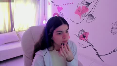 Kendall online show from 3, 5, 2026