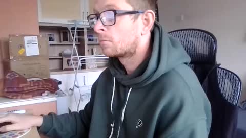 Snapshot of ginwood chatting on 29, 10, 2025 ginwood online show from 29, 10, 2025