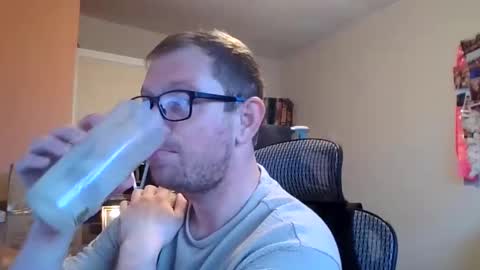 Snapshot of ginwood chatting on 16, 12, 2025 ginwood online show from 16, 12, 2025