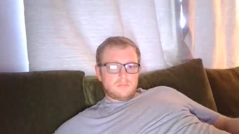 Snapshot of ginwood chatting on 28, 3, 2026 ginwood online show from 28, 3, 2026