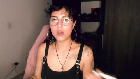 Snapshot of giny_bean chatting on 21, 2, 2026 giny_bean online show from 21, 2, 2026