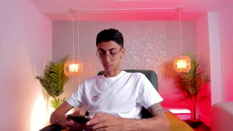 Snapshot of gio_carangi chatting on 21, 3, 2026 Gio Carangi online show from 21, 3, 2026