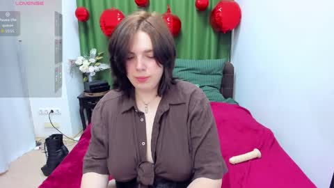Giovana online show from 12, 4, 2026
