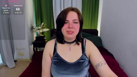 Giovana online show from 7, 5, 2026