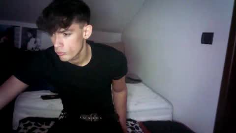 giovyyx online show from 15, 2, 2025