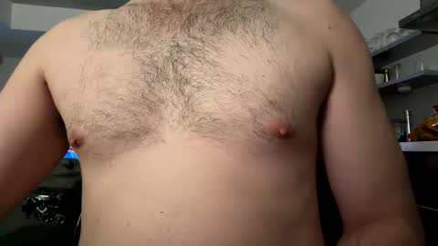 Snapshot of giraffe9715 chatting on 7, 3, 2026 AntEater online show from 7, 3, 2026