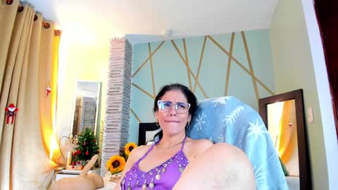 Snapshot of girasol_walton chatting on 26, 12, 2024 Girasol Walton online show from 26, 12, 2024
