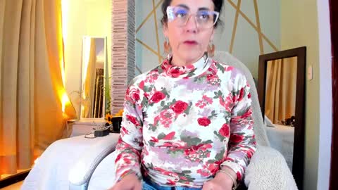 Snapshot of girasol_walton chatting on 15, 1, 2025 Girasol Walton online show from 15, 1, 2025