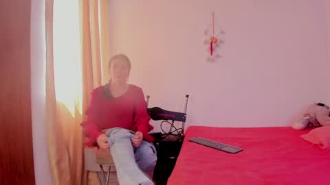 Snapshot of girasol_walton chatting on 7, 2, 2025 Girasol Walton online show from 7, 2, 2025