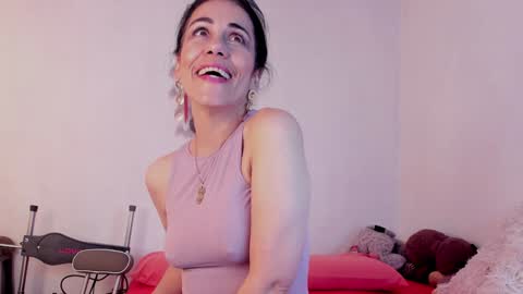 Snapshot of girasol_walton chatting on 8, 2, 2025 Girasol Walton online show from 8, 2, 2025