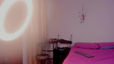 Snapshot of girasol_walton chatting on 21, 2, 2025 Girasol Walton online show from 21, 2, 2025