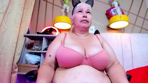 Snapshot of girl_amada chatting on 28, 2, 2025 Girl Amada online show from 28, 2, 2025