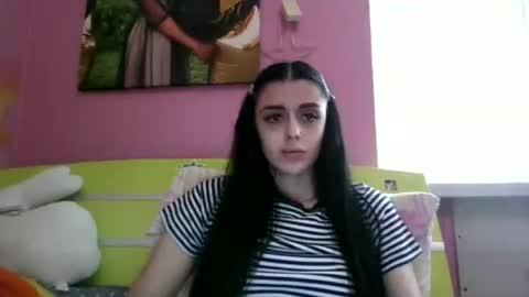 Cherry Girl online show from 27, 4, 2026