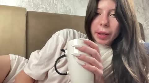 girl_cute007 online show from 31, 7, 2026
