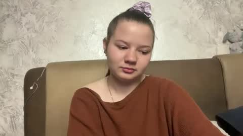 girl_cute07 online show from 19, 5, 2026