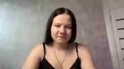 girl_cute07 online show from 27, 7, 2026