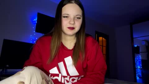 Snapshot of girl_shy07 chatting on 12, 1, 2026 girl_shy07 online show from 12, 1, 2026