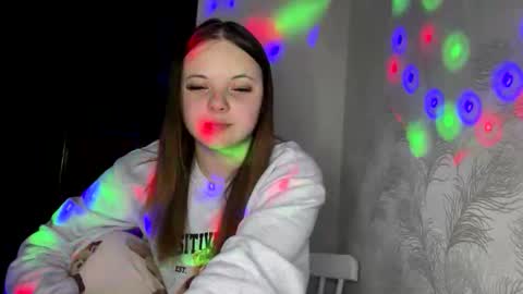 Snapshot of girl_shy07 chatting on 18, 1, 2026 girl_shy07 online show from 18, 1, 2026