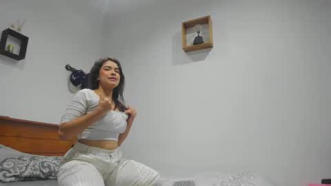 girl_sweet09 online show from 7, 10, 2025