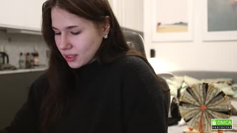 Kristin  online show from 14, 11, 2025