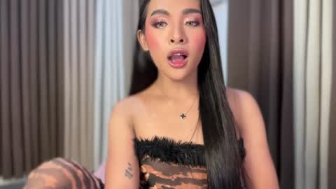 queen ronna online show from 27, 6, 2026