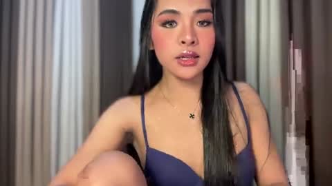 queen ronna online show from 30, 6, 2026