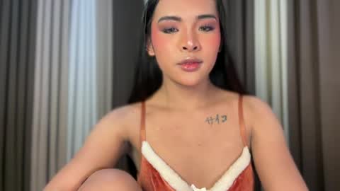 queen ronna online show from 6, 7, 2026