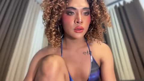 queen ronna online show from 16, 7, 2026