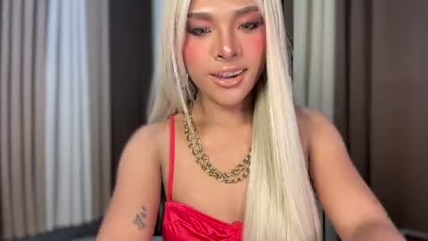 queen ronna online show from 27, 7, 2026