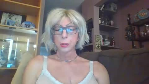 Girlinrock online show from 29, 3, 2026