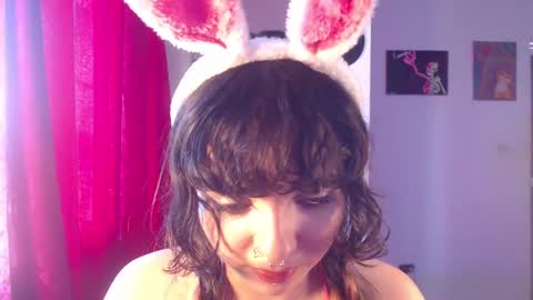 Snapshot of girlredkush chatting on 18, 12, 2024 Ann online show from 18, 12, 2024