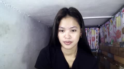 girlxfromxph online show from 3, 11, 2025