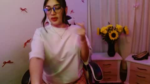 giselle_greey online show from 27, 9, 2025