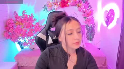 Giselle online show from 3, 5, 2026