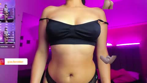 GISELLE ROLDAN online show from 24, 7, 2026