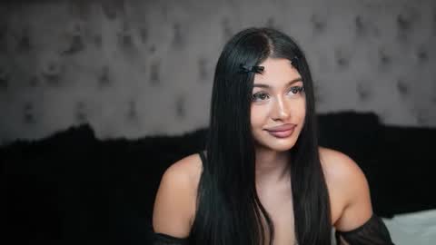  Giulia  online show from 14, 10, 2025
