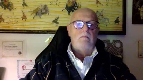 giutomma930394 online show from 17, 11, 2025