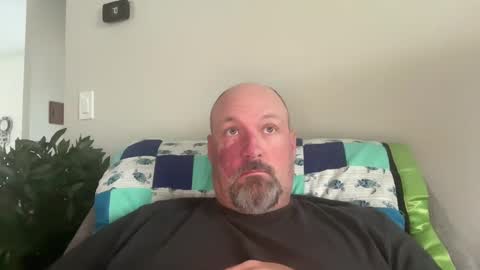 Snapshot of giveitup193 chatting on 1, 12, 2024 giveitup193 online show from 1, 12, 2024