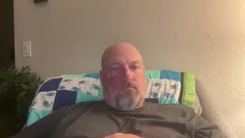 Snapshot of giveitup193 chatting on 2, 12, 2024 giveitup193 online show from 2, 12, 2024
