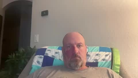 Snapshot of giveitup193 chatting on 29, 10, 2025 giveitup193 online show from 29, 10, 2025