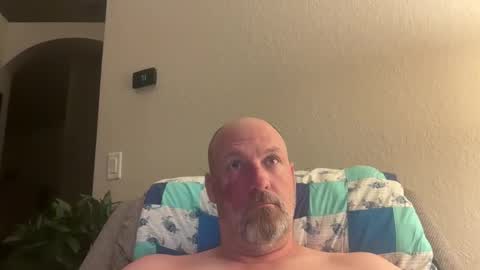 Snapshot of giveitup193 chatting on 11, 1, 2026 giveitup193 online show from 11, 1, 2026