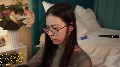 Agness online show from 12, 3, 2026