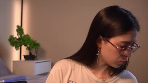 Agness online show from 17, 3, 2026