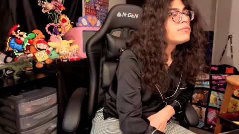 glaceon9 online show from 4, 11, 2025