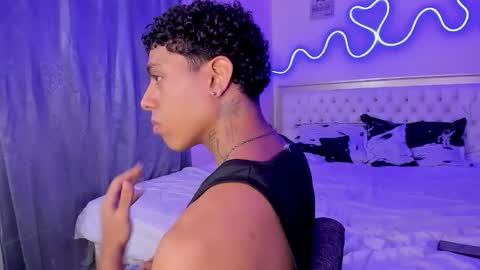 Snapshot of glader_guy chatting on 3, 10, 2025 only for you bby online show from 3, 10, 2025