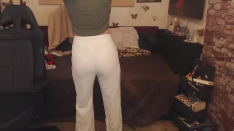 Snapshot of glamourhottie chatting on 9, 3, 2025 Glamourhottie online show from 9, 3, 2025