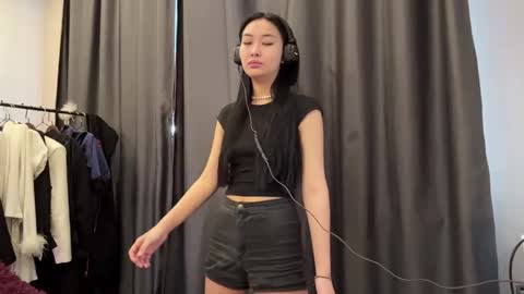 Mia online show from 23, 3, 2026